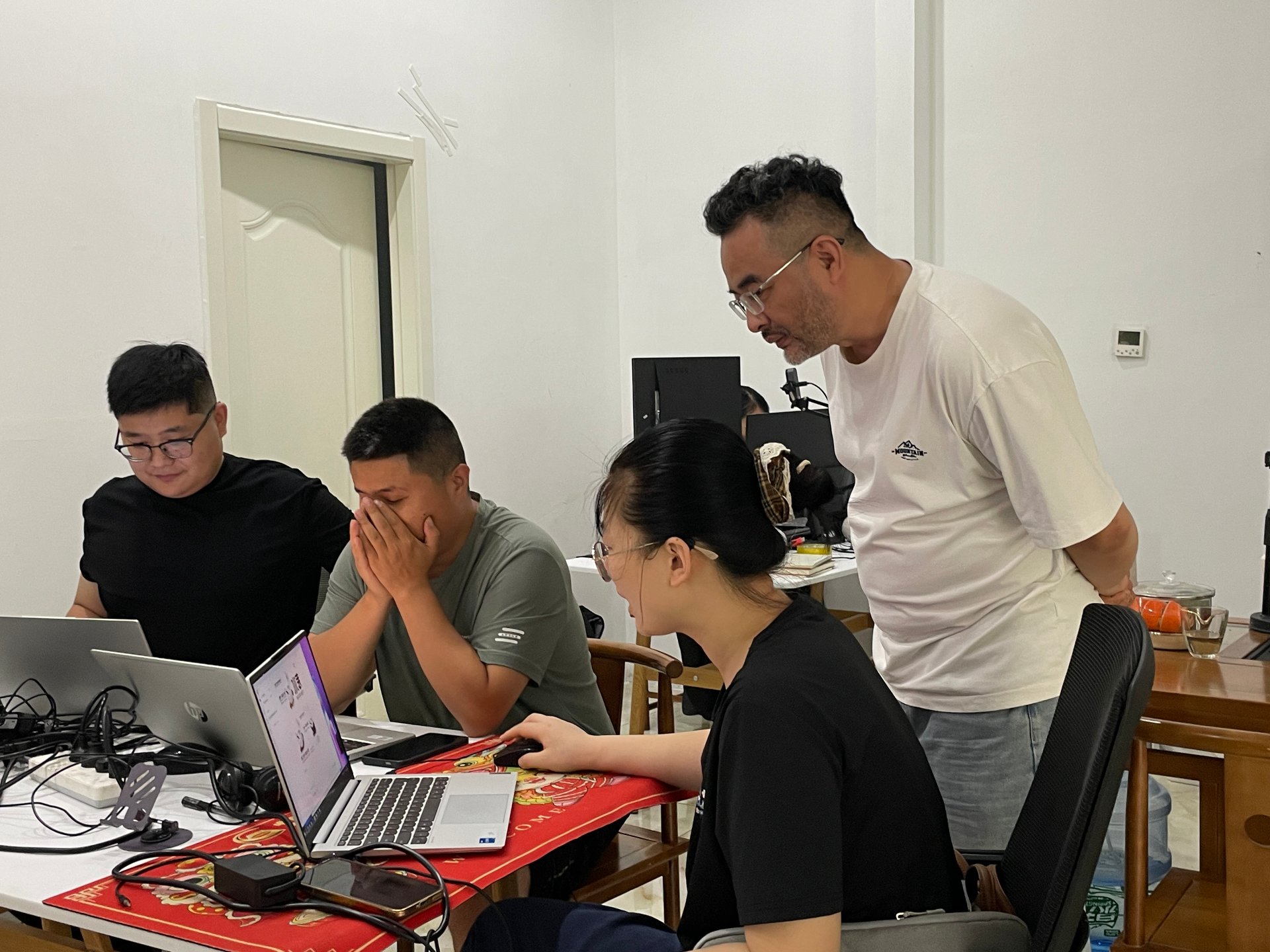 王有可手把手带教学员